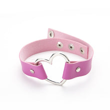 Load image into Gallery viewer, Leather Heart Choker
