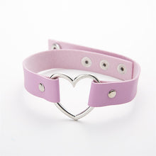 Load image into Gallery viewer, Leather Heart Choker